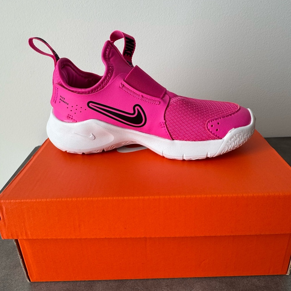 Nike Kids Flex Runner - NEW (Size 12)